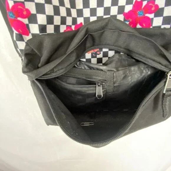 Vans Off the‎ wall Black White Checkered Hibiscus flower Print BackPack. - Picture 6 of 11